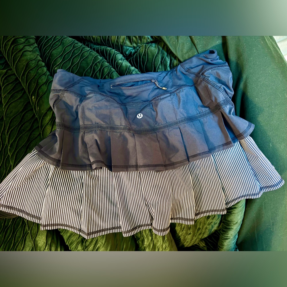 lululemon athletica 10 Tall Pace Setter inkwell tennis skort skirt